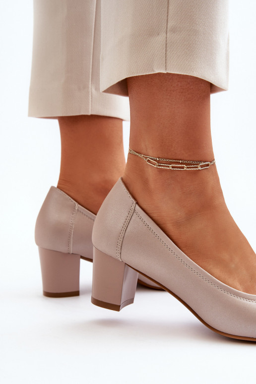 Kaunid kingad madala kontsaga ja... Kaunid kingad madala kontsaga ja...