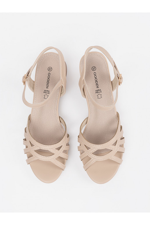 sandaalid  ze skórzaną wkładką sandaalid  ze skórzaną wkładką