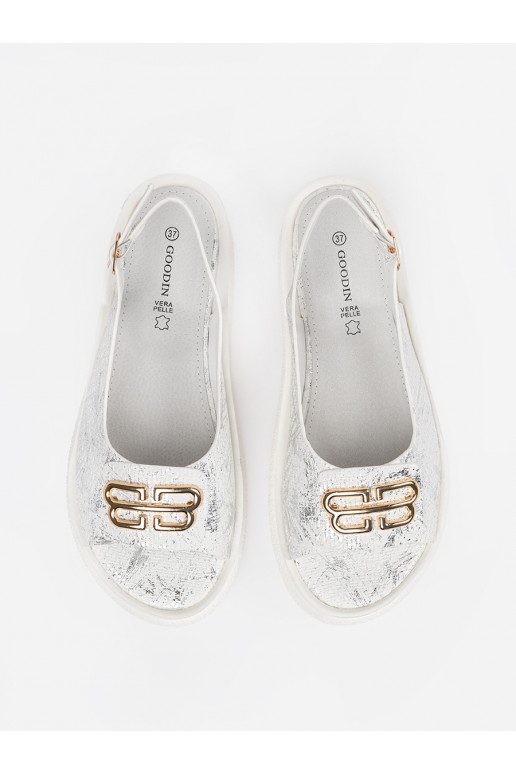 sandaalid  valge värv 