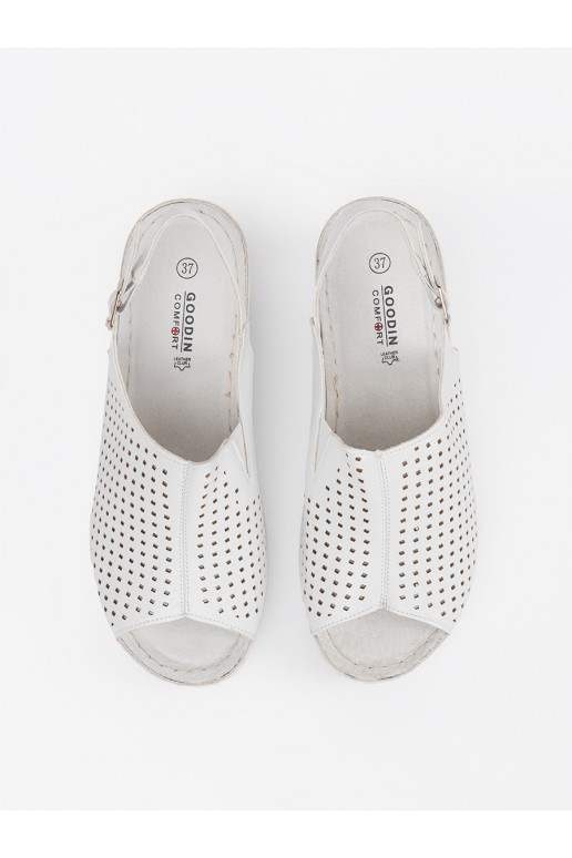 sandaalid valge värv  sandaalid valge värv