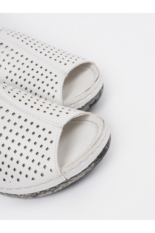 sandaalid valge värv  sandaalid valge värv