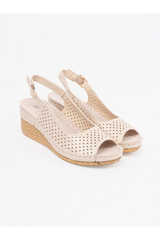 beeži värvi  kingad  beeži värvi  kingad