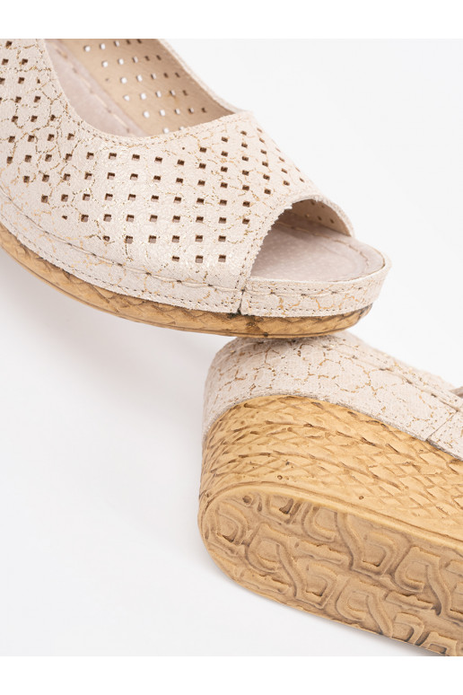 beeži värvi  kingad  beeži värvi  kingad