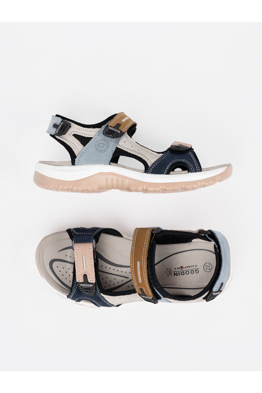 Mitmevärvilised sandaalid 