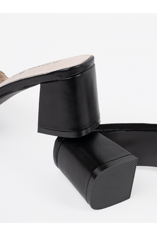 Tweedowe must-valge värv plätud kõrge kontsaga Tweedowe must-valge värv plätud kõrge kontsaga