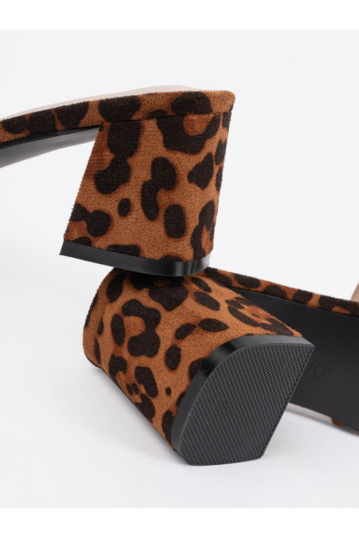 Tweedowe plätud kõrge kontsaga  Tweedowe plätud kõrge kontsaga