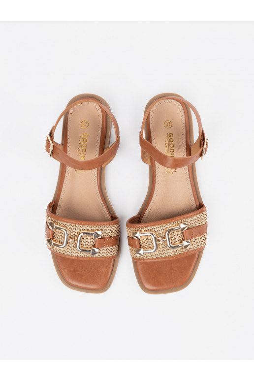 pruunid värvi kingad ze skórzaną wkładką pruunid värvi kingad ze skórzaną wkładką