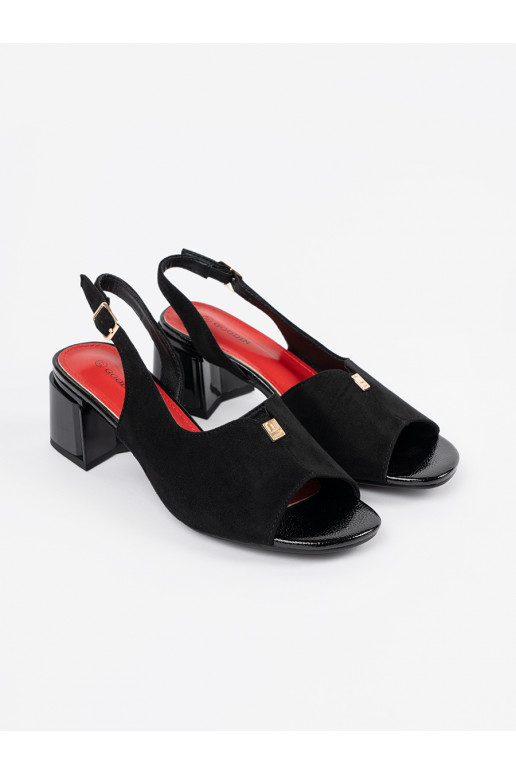 seemisnakhsed kingad  Mustad seemisnakhsed kingad  Mustad