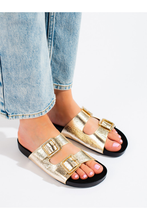 Kuldset värvi plätud 