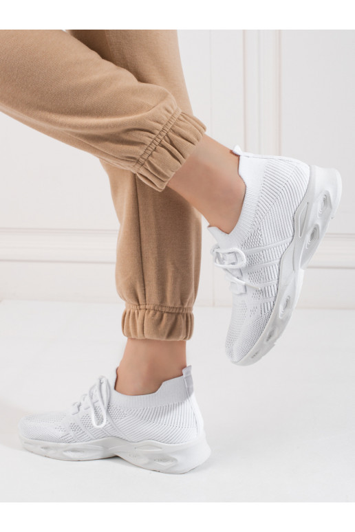 Spordistiilis kingad valge värv 