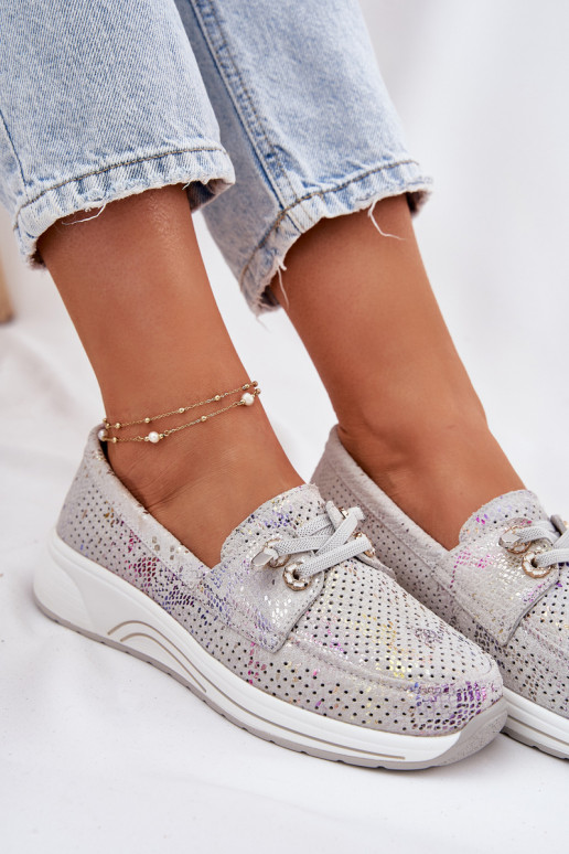 seemisnakhsed jalatsid naturaalsest nahast platvormiga Artiker 56C2104 Halli värvi