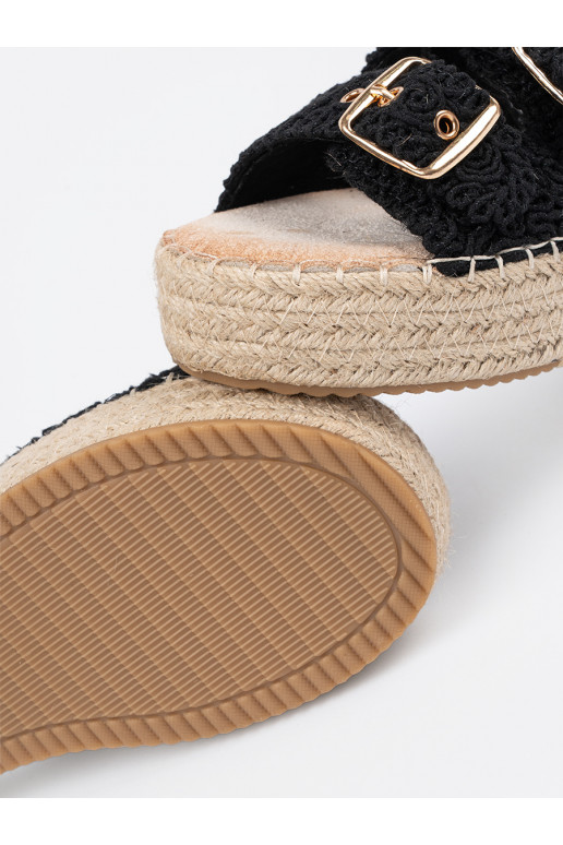 Sussid Mustad  platvormiga 