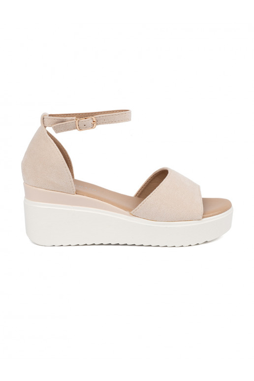 Elevandiluu värvi kingad  na valge värvj ie