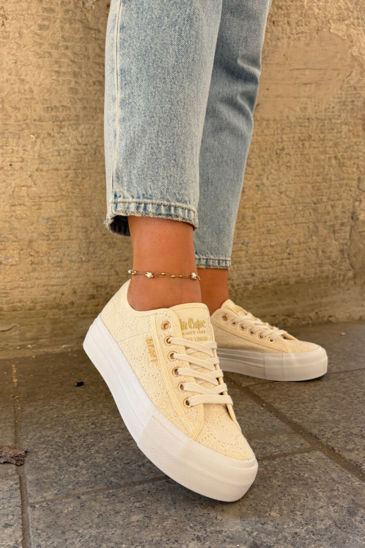 naiste saapad pitsilised Lee Cooper LCW-25-31-3440L beeži värvi naiste saapad pitsilised Lee Cooper LCW-25-31-3440L beeži värvi