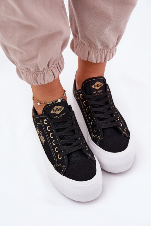 Nööritavad riidest jalatsid platvormiga Lee Cooper LCW-25-31-3431L Must Nööritavad riidest jalatsid platvormiga Lee Cooper LCW-25-31-3431L Must