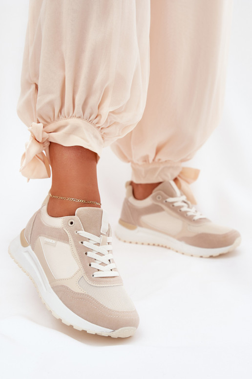 Liivakarva naiste spordijalatsid Liivakarva naiste spordijalatsid