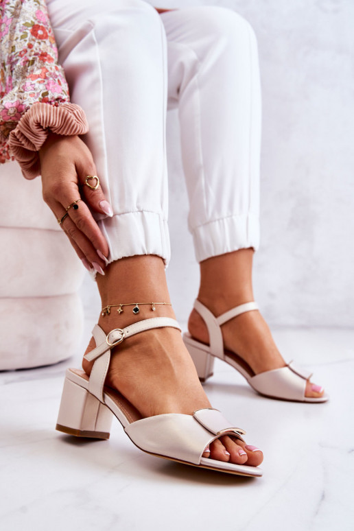 Elegantsed kõrge kontsaga sandaalid beeži värvi Lorisa   Elegantsed kõrge kontsaga sandaalid beeži värvi Lorisa