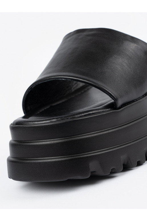 Sussid platvormiga Mustad