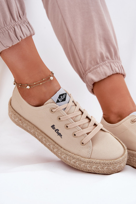 naiste saapad  Lee Cooper LCW-25-44-3215 beeži värvi naiste saapad  Lee Cooper LCW-25-44-3215 beeži värvi