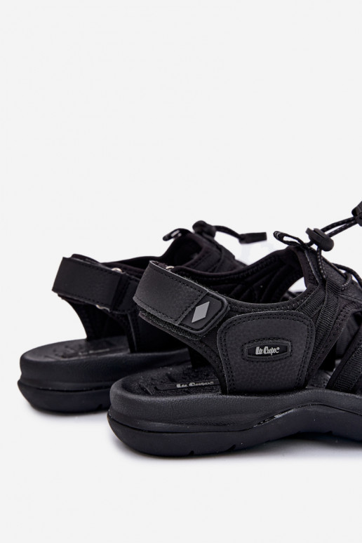 Sportliku stiiliga sandaalid  Lee Cooper LCW-24-03-2313M Must