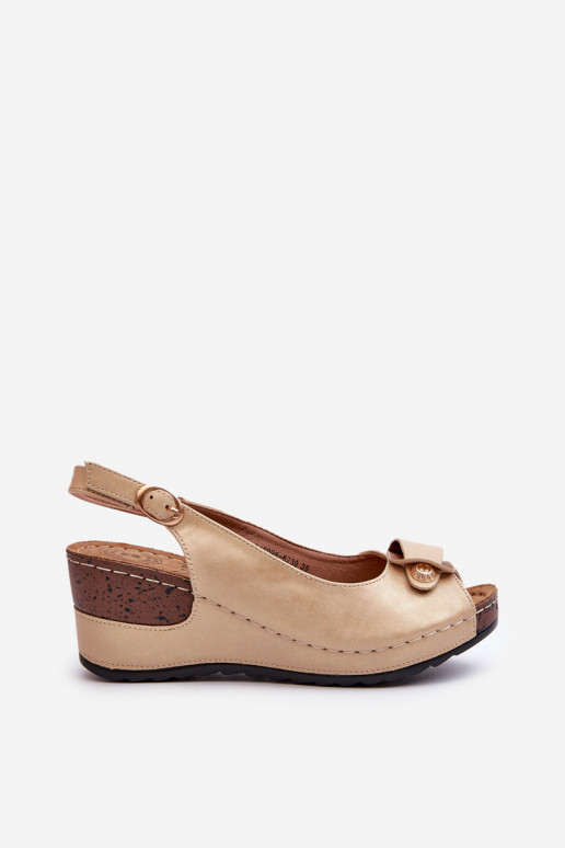 Kõrge platvormiga lahtised kingad Comfort Shoes beeži värvi Efravia  Kõrge platvormiga lahtised kingad Comfort Shoes beeži värvi Efravia