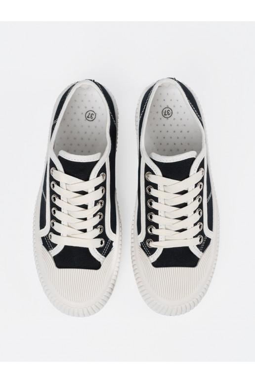 Mustad spordistiilis kingad  