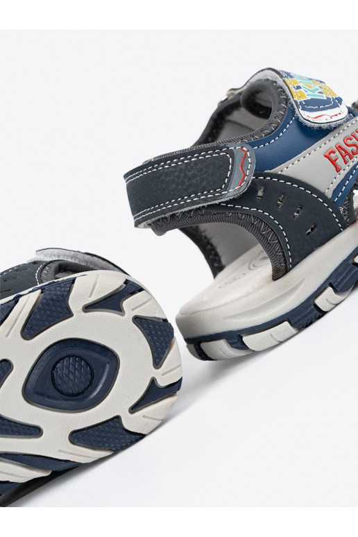 Sinist värvi kingad chłopiece Sinist värvi kingad chłopiece