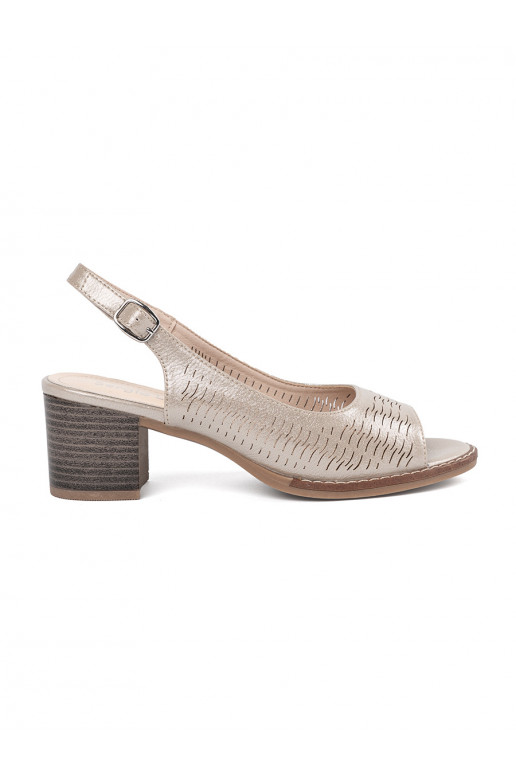 sandaalid    sandaalid