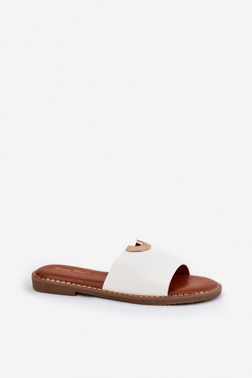 Naiste valged sussid kunstnahast...