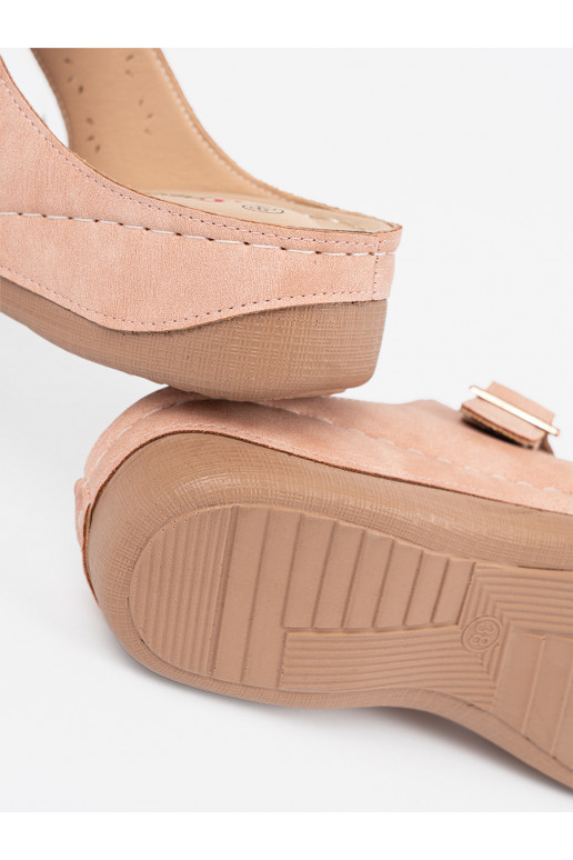 sandaalid   tumeroosad värvi