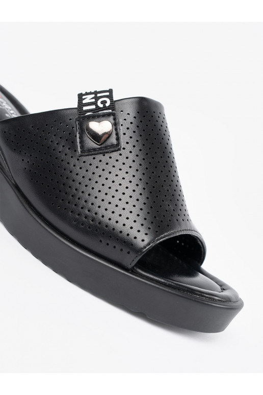 Must plätud platvormiga 