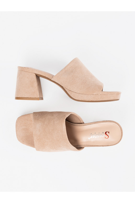 beeži värvi  plätud 