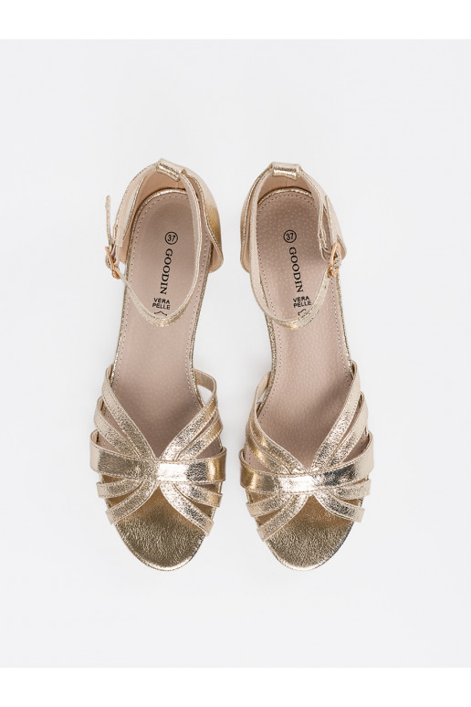 Elegantsed  kingad  Elegantsed  kingad
