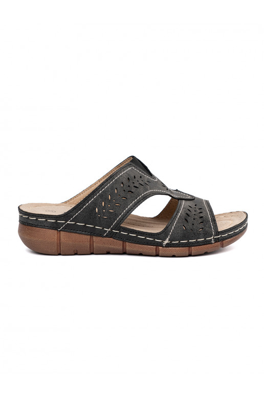 Must plätud  Must plätud