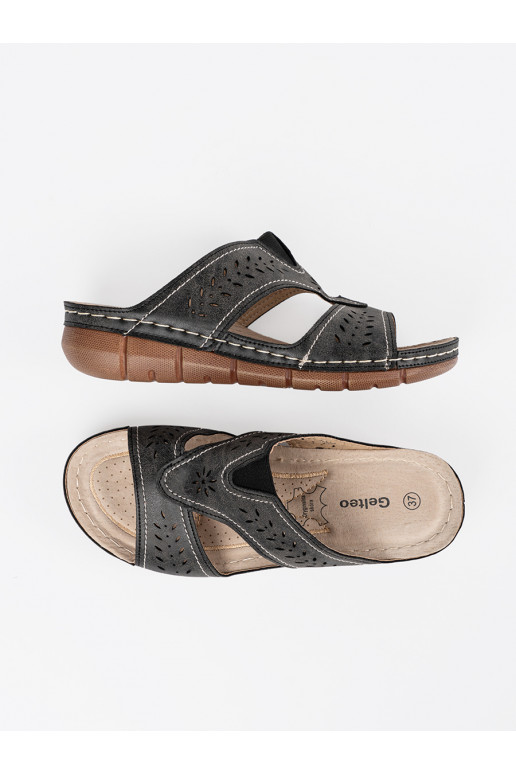 Must plätud  Must plätud