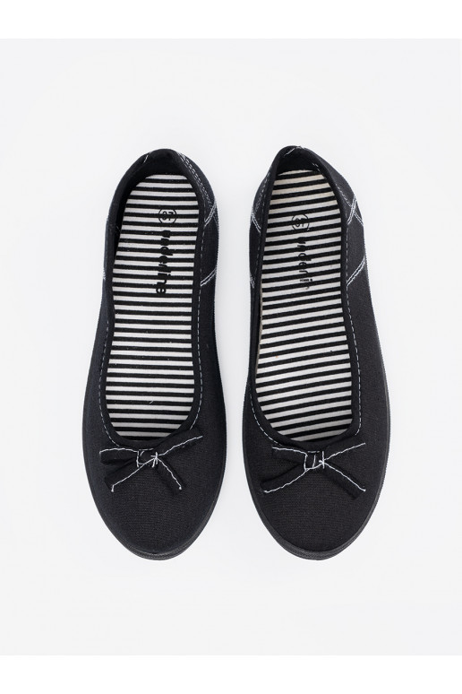 Must baleriinad   Must baleriinad