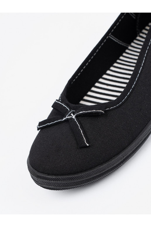 Must baleriinad   Must baleriinad