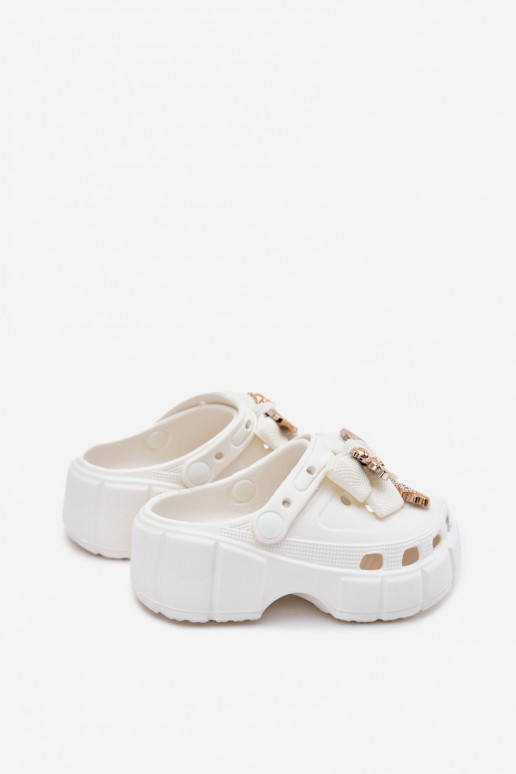 Sussid Laste jalanõud Laste Kerged rannaplätud lipsukesega I Ozdobami valget värvi Selvana Sussid Laste jalanõud Laste Kerged rannaplätud lipsukesega I Ozdobami valget värvi Selvana