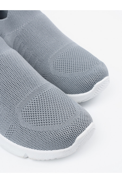 Spordistiilis kingad  halli värvi