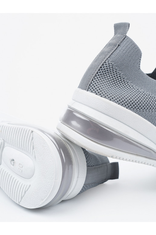 Spordistiilis kingad  halli värvi