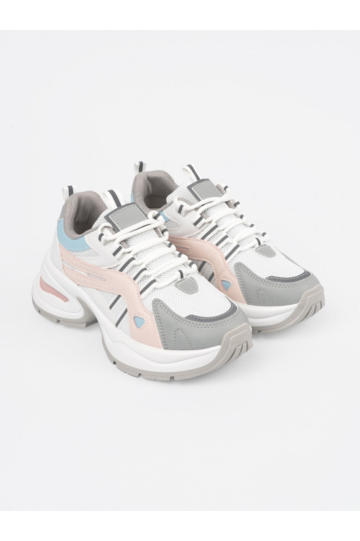 Pastelltoonides Spordistiilis kingad platvormiga