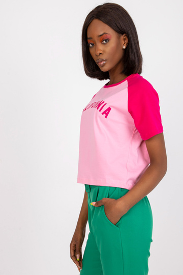 Roosa ja fuksia värvi...