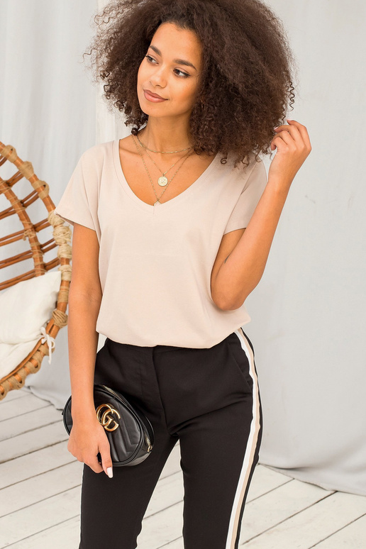 T-särk kohvi värvi