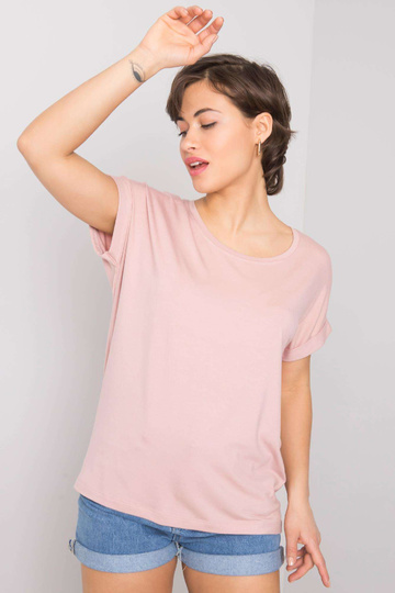 Määrdunud roosa t-särk...