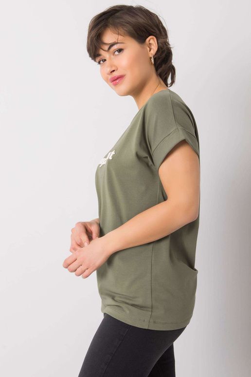 Khaki värvi t-särk kirjaga Saniyah