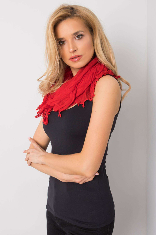 Punane narmastega sall