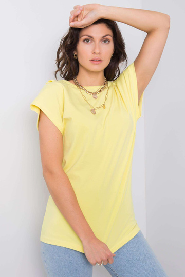 Leanne kollane volangidega...