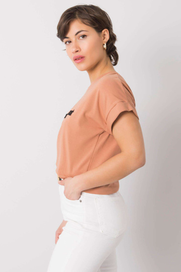 Kaameli t-särk kirjaga Saniyah 2