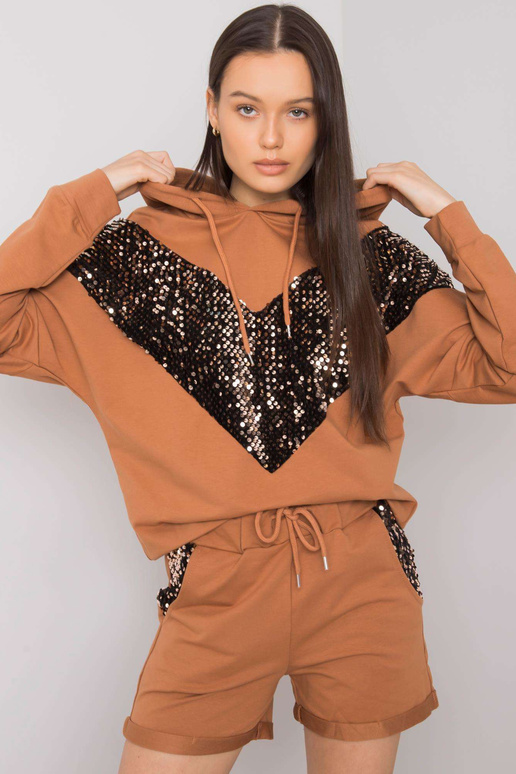 Phylicia aplikatsiooniga kaamelikomplekt