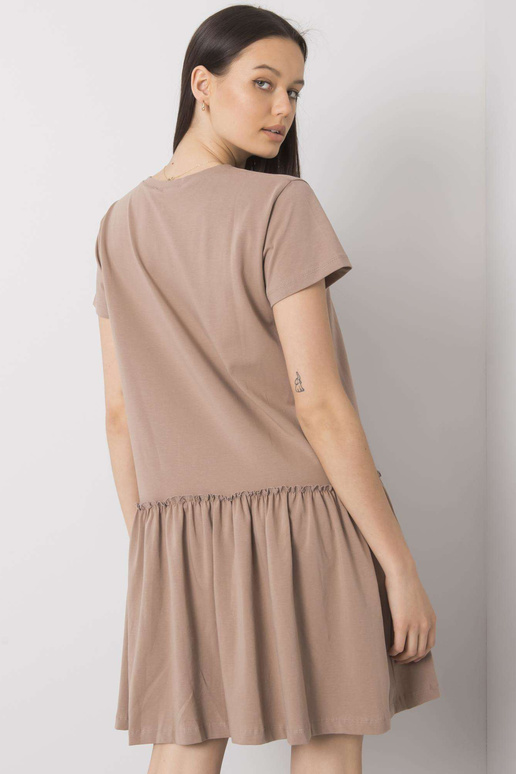 Tumebeež kleit flounce Cammie'ga